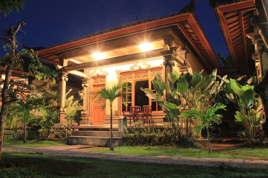 Pondok Wisata Sartaya 2 Lovina  Exterior photo