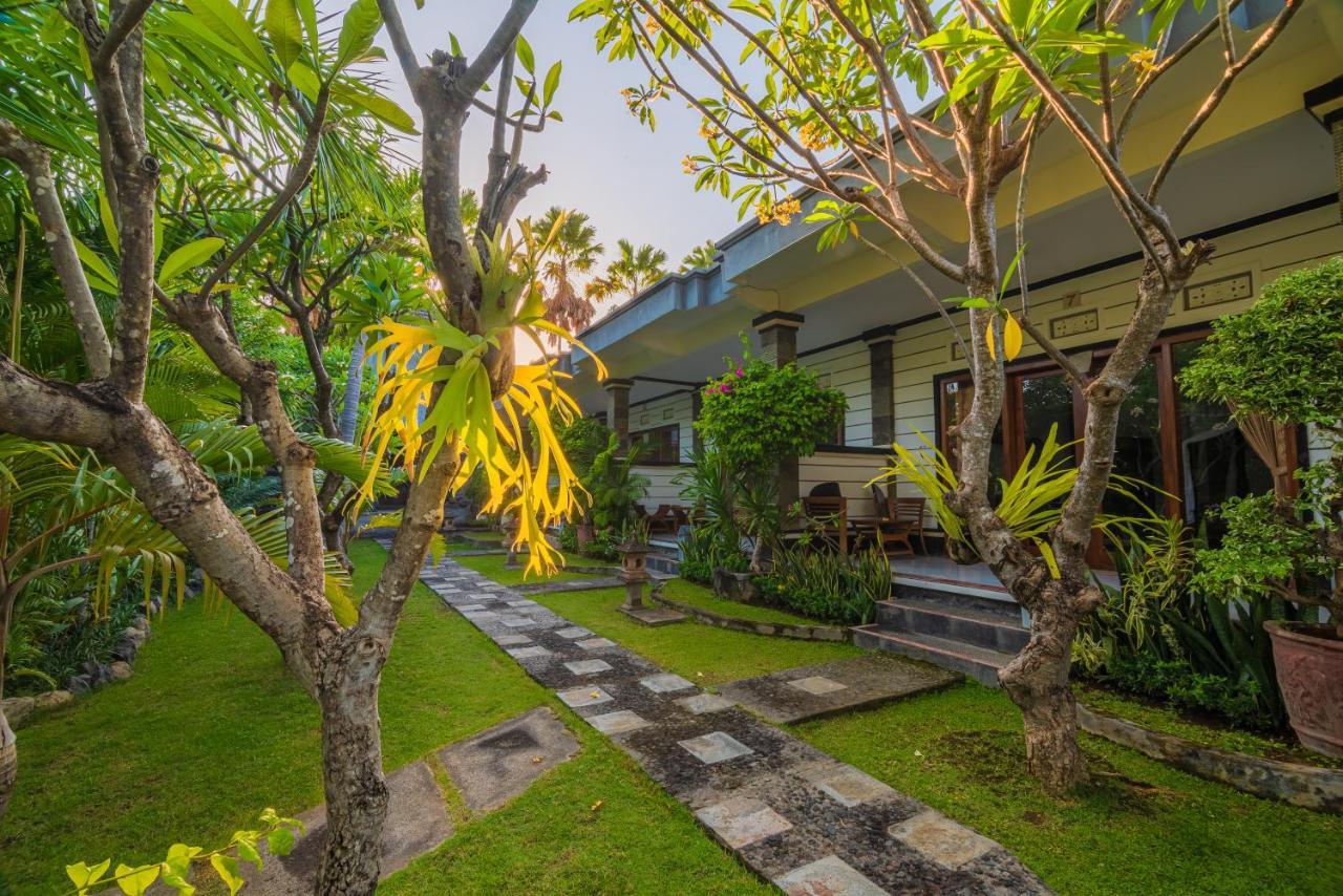 Pondok Wisata Sartaya 2 Lovina  Exterior photo
